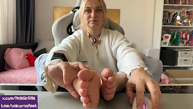 unicornsfeet online show from 29, 3, 2026