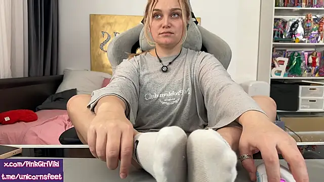 unicornsfeet online show from 30, 3, 2026
