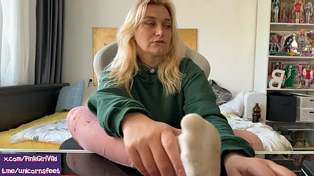 Snapshot of unicornsfeet chatting on 23, 4, 2026 unicornsfeet online show from 23, 4, 2026