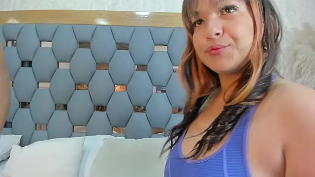 Snapshot of yayi_derek chatting on 20, 11, 2025 yayi derek online show from 20, 11, 2025