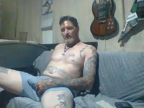Snapshot of 2Hot2gether69 chatting on 20, 10, 2025 2Hot2gether69 online show from 20, 10, 2025
