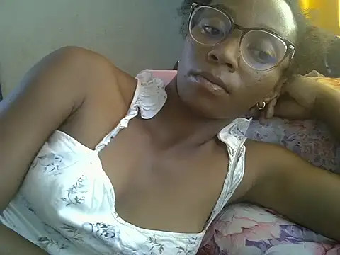 ElianeHot online show from 25, 3, 2026