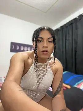 Snapshot of Ariana_Rodriguez_ chatting on 24, 6, 2026 Ariana Rodriguez online show from 24, 6, 2026