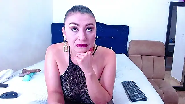 Snapshot of katarinademon chatting on 8, 7, 2026 katarinademon online show from 8, 7, 2026