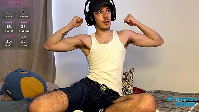 Snapshot of ilytheo chatting on 25, 9, 2025 ilytheo online show from 25, 9, 2025