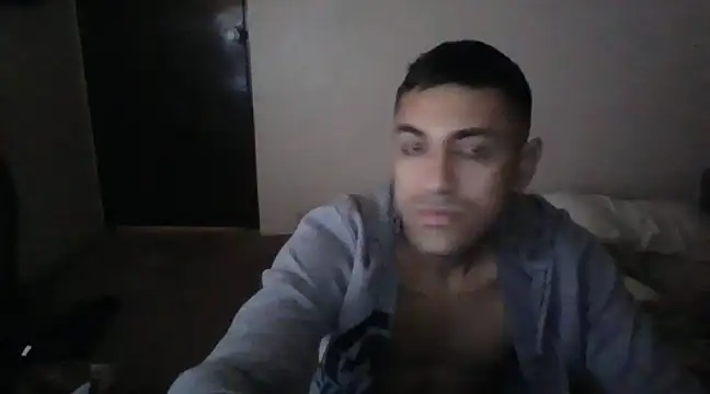 Snapshot of kevinbolena chatting on 20, 12, 2024 kevinbolena online show from 20, 12, 2024