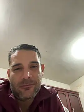 Snapshot of kevinbolena chatting on 15, 1, 2025 kevinbolena online show from 15, 1, 2025