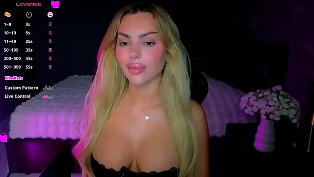 Snapshot of babyleilaa chatting on 17, 5, 2026 babyleilaa online show from 17, 5, 2026