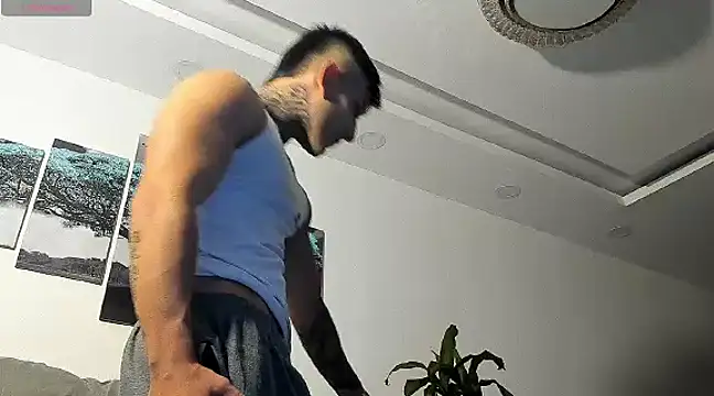 Snapshot of angeel_d035 chatting on 4, 12, 2024 angeel d035 online show from 4, 12, 2024