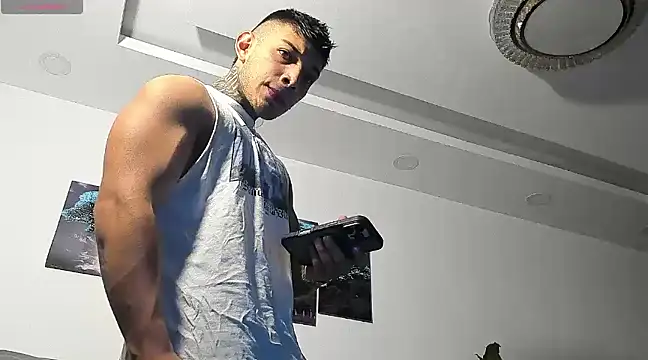 Snapshot of angeel_d035 chatting on 20, 12, 2024 angeel d035 online show from 20, 12, 2024