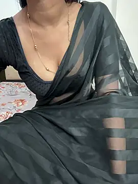 Snapshot of AASHI66 chatting on 2, 2, 2025 AASHI66 online show from 2, 2, 2025