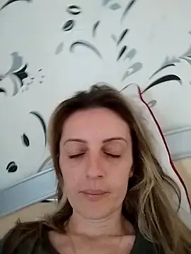 SophyGirl online show from 18, 3, 2026