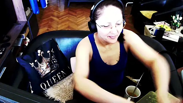 Snapshot of Imperatriza chatting on 8, 5, 2026 Imperatriza online show from 8, 5, 2026