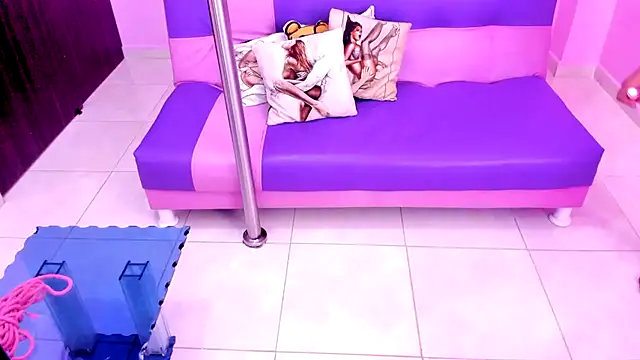 mature dirty squirt online show from 15, 3, 2025