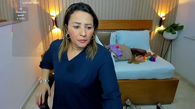 Snapshot of luciana_ballesteros_ chatting on 30, 4, 2026 luciana ballesteros online show from 30, 4, 2026