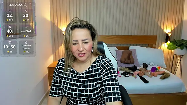 Snapshot of luciana_ballesteros_ chatting on 15, 6, 2026 luciana ballesteros online show from 15, 6, 2026