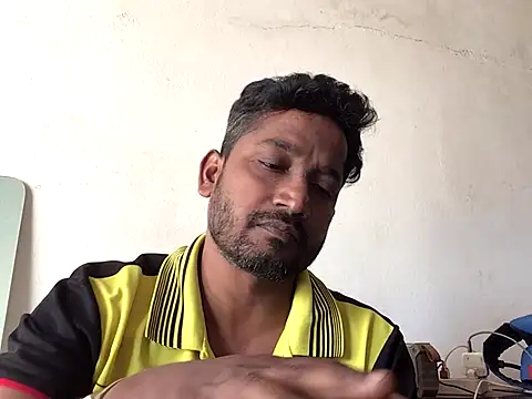 Snapshot of rabikumar1900 chatting on 25, 11, 2025 rabikumar1900 online show from 25, 11, 2025