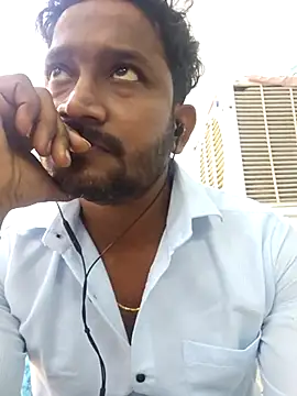 Snapshot of rabikumar1900 chatting on 26, 11, 2025 rabikumar1900 online show from 26, 11, 2025