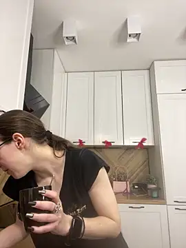 Snapshot of MartiniiSelenna chatting on 10, 2, 2026 MartiniiSelenna online show from 10, 2, 2026