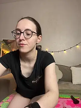 Snapshot of MartiniiSelenna chatting on 3, 5, 2026 MartiniiSelenna online show from 3, 5, 2026