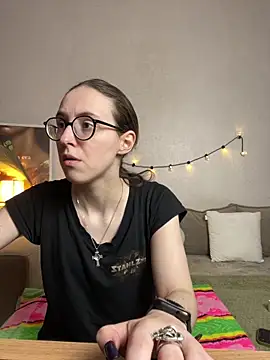 Snapshot of MartiniiSelenna chatting on 9, 5, 2026 MartiniiSelenna online show from 9, 5, 2026