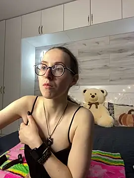 Snapshot of MartiniiSelenna chatting on 1, 6, 2026 MartiniiSelenna online show from 1, 6, 2026