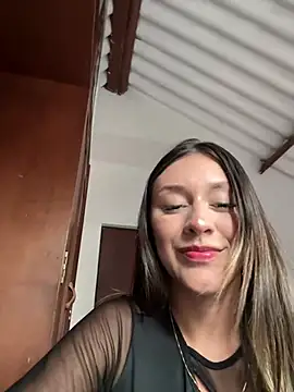 Snapshot of Rose-euphoria chatting on 5, 2, 2025 Rose-euphoria online show from 5, 2, 2025