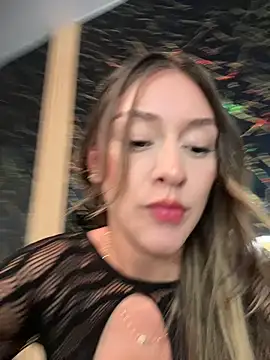 Snapshot of Rose-euphoria chatting on 6, 2, 2025 Rose-euphoria online show from 6, 2, 2025