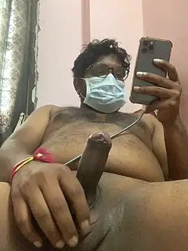 Snapshot of Yours_Teluguboii chatting on 2, 8, 2026 Yours Teluguboii online show from 2, 8, 2026