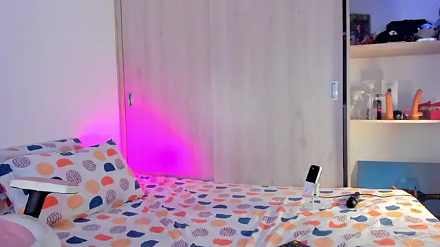 lovely kitt online show from 1, 3, 2025