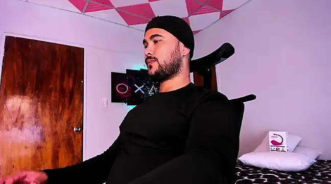 Snapshot of Sebas-hott chatting on 24, 12, 2024 Sebas-hott online show from 24, 12, 2024