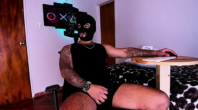 Snapshot of Sebas-hott chatting on 27, 12, 2024 Sebas-hott online show from 27, 12, 2024