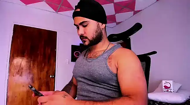 Snapshot of Sebas-hott chatting on 28, 12, 2024 Sebas-hott online show from 28, 12, 2024