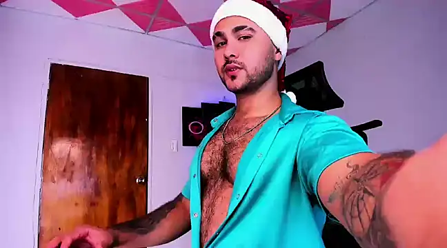 Snapshot of Sebas-hott chatting on 30, 12, 2024 Sebas-hott online show from 30, 12, 2024