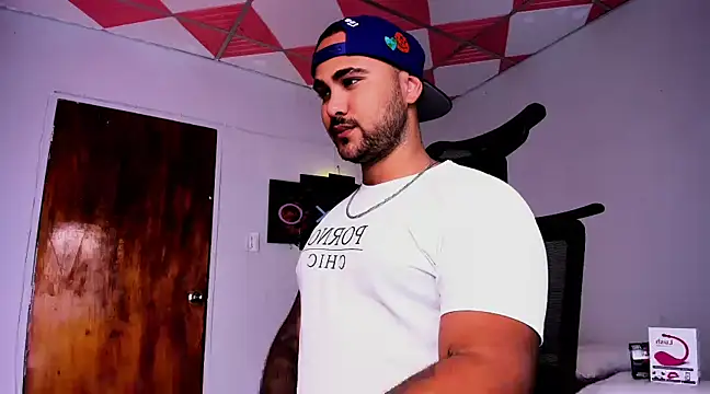 Snapshot of Sebas-hott chatting on 29, 1, 2025 Sebas-hott online show from 29, 1, 2025