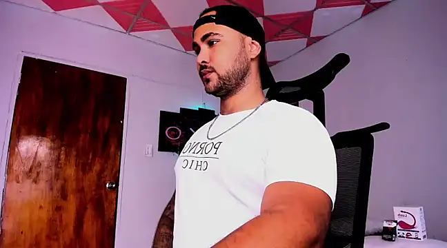 Snapshot of Sebas-hott chatting on 30, 1, 2025 Sebas-hott online show from 30, 1, 2025