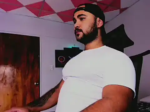 Snapshot of Sebas-hott chatting on 19, 2, 2025 Sebas-hott online show from 19, 2, 2025