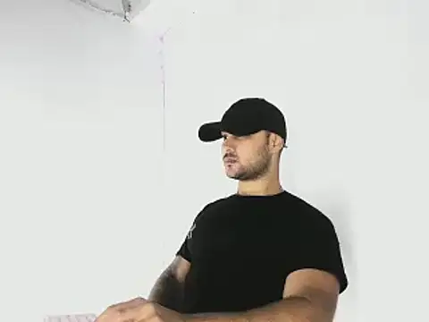 Snapshot of Sebas-hott chatting on 1, 10, 2025 Sebas-hott online show from 1, 10, 2025