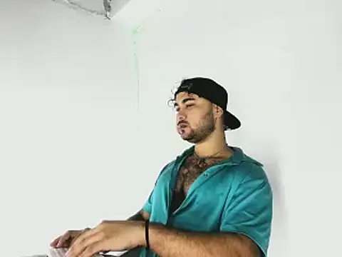 Snapshot of Sebas-hott chatting on 13, 10, 2025 Sebas-hott online show from 13, 10, 2025