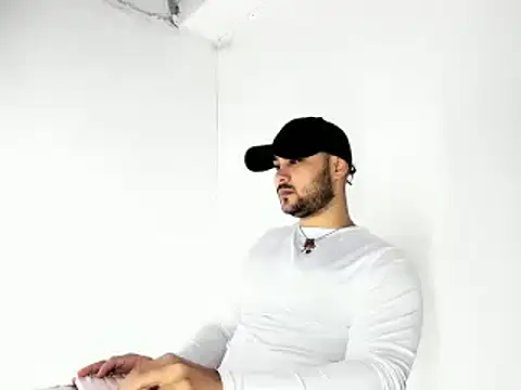 Snapshot of Sebas-hott chatting on 19, 10, 2025 Sebas-hott online show from 19, 10, 2025