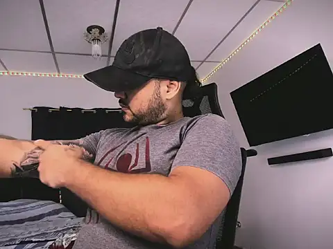 Sebas-hott online show from 24, 2, 2026