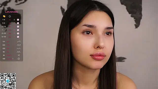Snapshot of LoraAtcher chatting on 21, 12, 2024 LoraAtcher online show from 21, 12, 2024