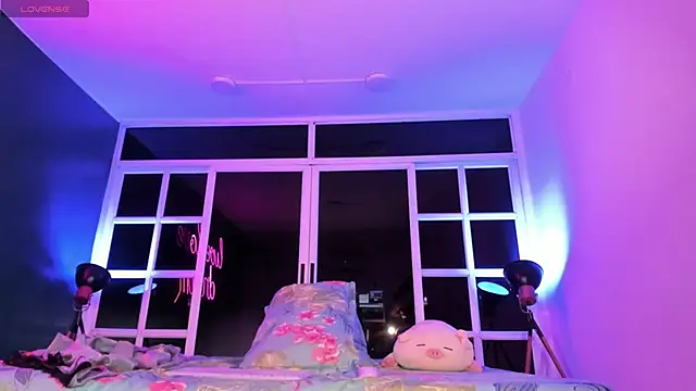 sabrinamilani online show from 1, 3, 2025