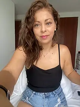 Snapshot of Anto_Naranjo chatting on 17, 2, 2025 Anto Naranjo online show from 17, 2, 2025