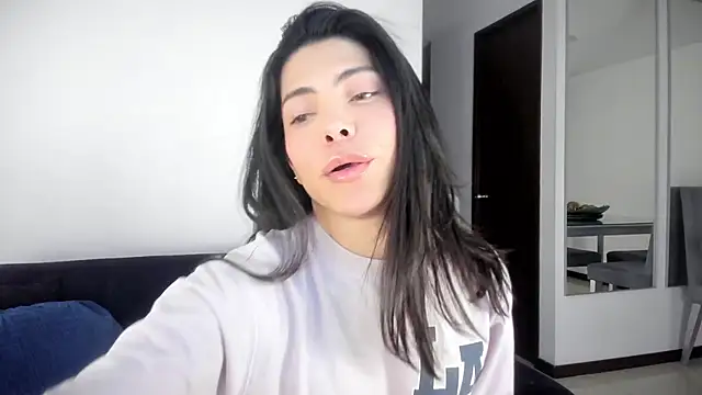 angelturned001 online show from 15, 1, 2026