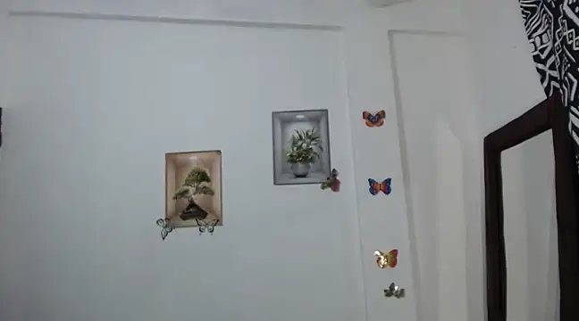 Snapshot of felinas6969 chatting on 5, 2, 2025 felinas6969 online show from 5, 2, 2025