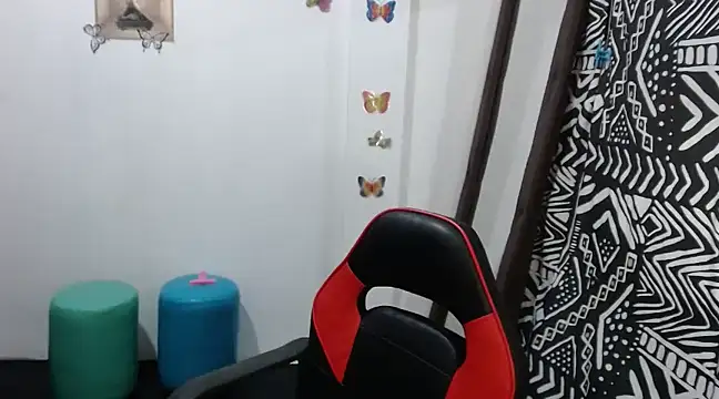 Snapshot of felinas6969 chatting on 12, 3, 2025 felinas6969 online show from 12, 3, 2025