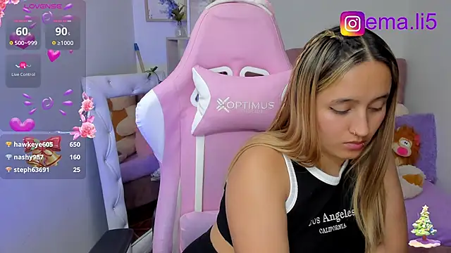 Snapshot of ema_tayy chatting on 19, 12, 2024 ema tayy online show from 19, 12, 2024