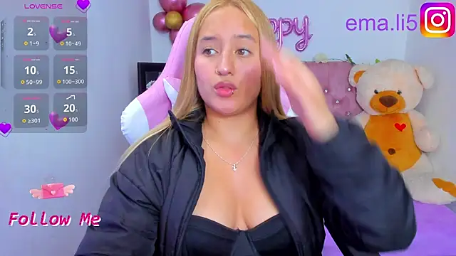 Snapshot of ema_tayy chatting on 27, 10, 2025 ema tayy online show from 27, 10, 2025