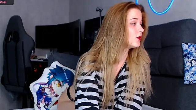 CassidyKiss online show from 5, 11, 2025